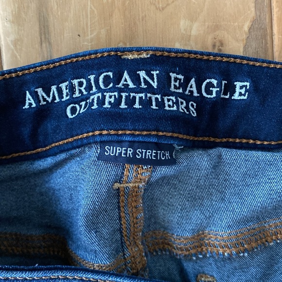 Women’s American Eagle Super Stretch Superlow Jegging - Picture 7 of 9